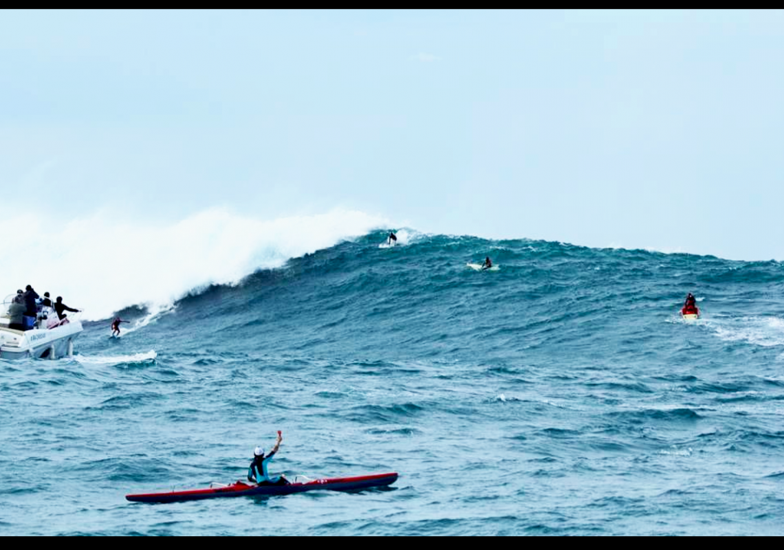 Belharra pirogue Surf big wave
